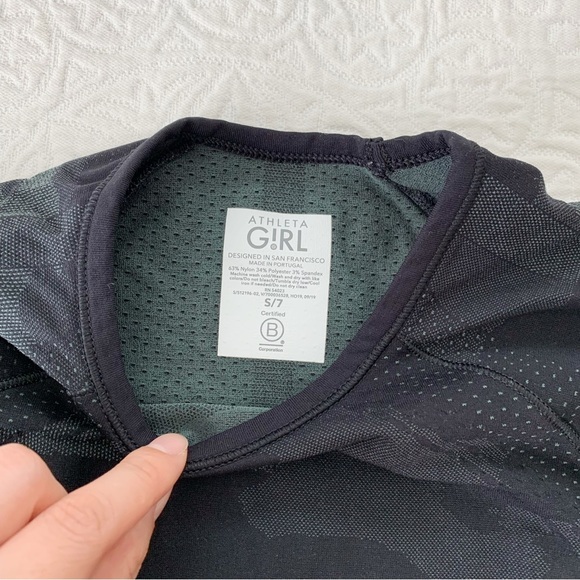 Athleta Girl Power Up Seamless Camo Top - Picture 7 of 7